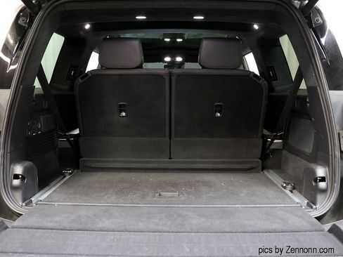 Used 2023 Rivian R1S Launch Edition image 31