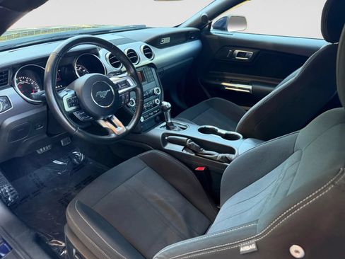 Used 2020 Ford Mustang GT RWD image 39