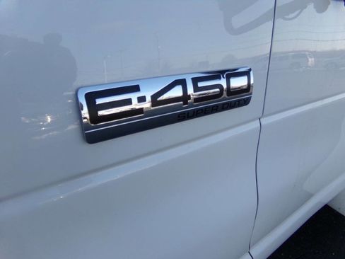 Used 2019 Ford E-450 and Econoline 450 Super Duty w/ Shuttle Bus Prep Package image 49