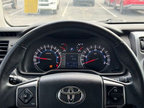 Used 2018 Toyota 4Runner Limited RWD image 19