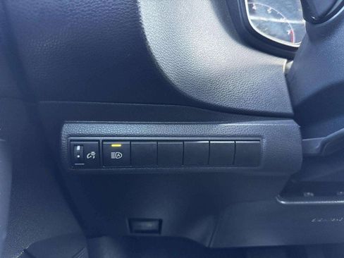 Used 2023 Toyota Corolla SE image 20