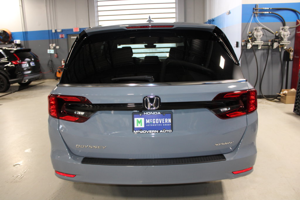 Used 2024 Honda Odyssey Sport image 26