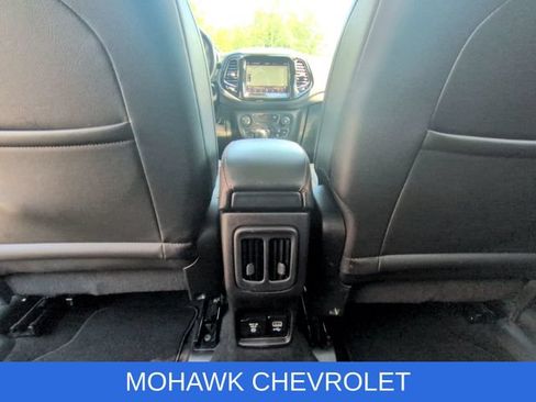 Used 2019 Jeep Compass Limited AWD/4WD image 21