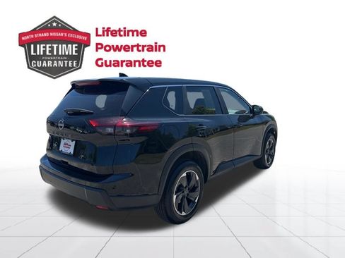 Certified 2025 Nissan Rogue SV FWD image 8