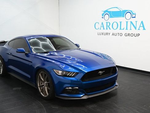 Used 2017 Ford Mustang GT Premium w/ GT Performance Package RWD image 1