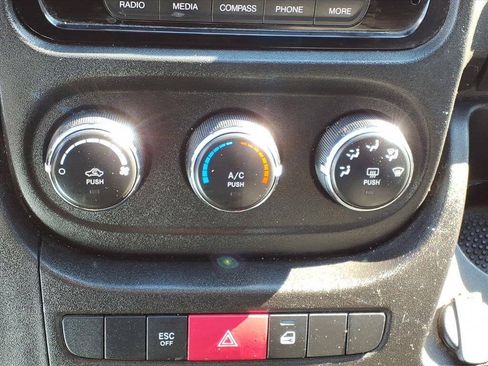 Used 2017 RAM ProMaster 1500 w/ Interior Convenience Group FWD image 19