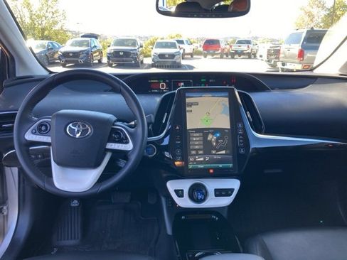Used 2019 Toyota Prius Prime image 22