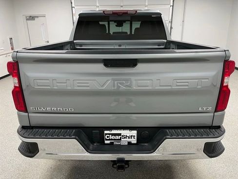 Used 2023 Chevrolet Silverado 1500 LTZ w/ Technology Package AWD/4WD image 9