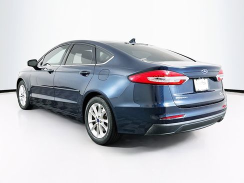 Used 2020 Ford Fusion SE image 5