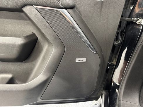 Used 2025 GMC Yukon XL Denali AWD/4WD image 50