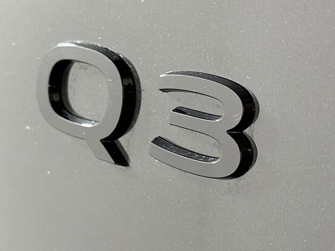 New 2026 Audi Q3 quattro 2.0T image 10