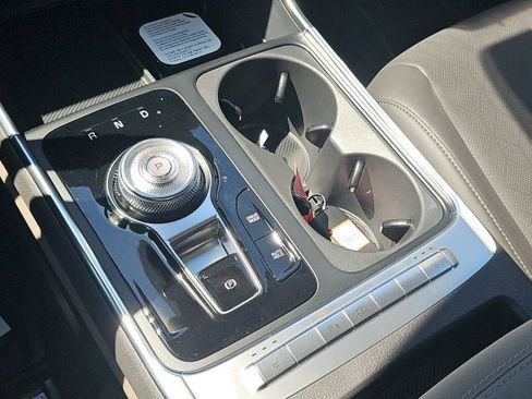 New 2026 Kia Carnival EX FWD image 15