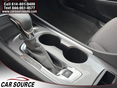 Used 2024 Chevrolet Malibu LT FWD image 22