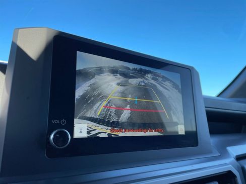 Used 2025 Toyota 4Runner TRD Off-Road image 17