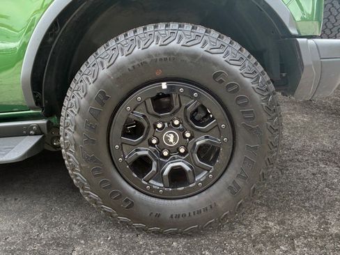 Used 2025 Ford Bronco Badlands AWD/4WD image 8