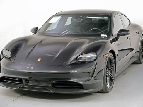 Used 2022 Porsche Taycan RWD image 51