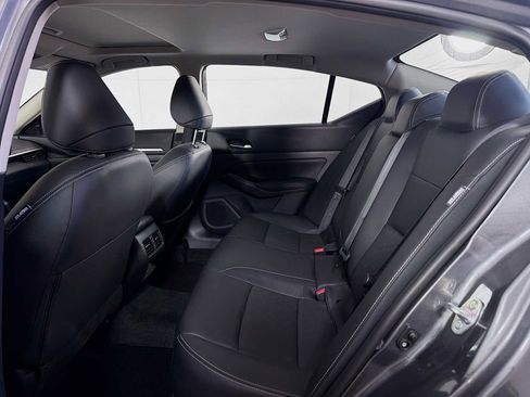 New 2025 Nissan Altima 2.5 SL AWD/4WD image 5