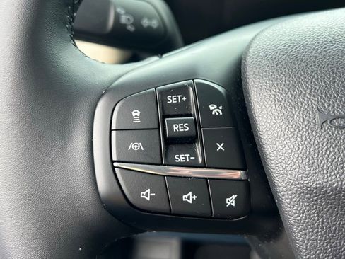 Certified 2025 Ford Maverick Lariat image 27