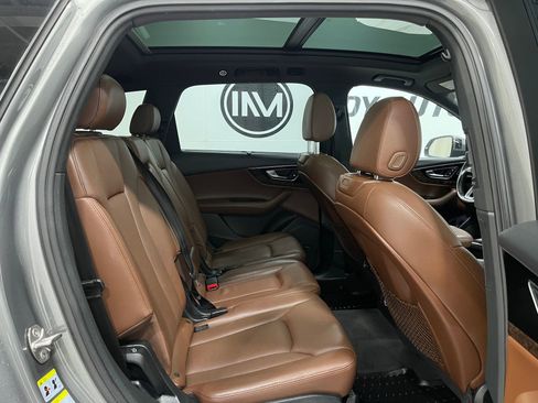Used 2018 Audi Q7 3.0T Premium Plus w/ Premium Plus Package image 33