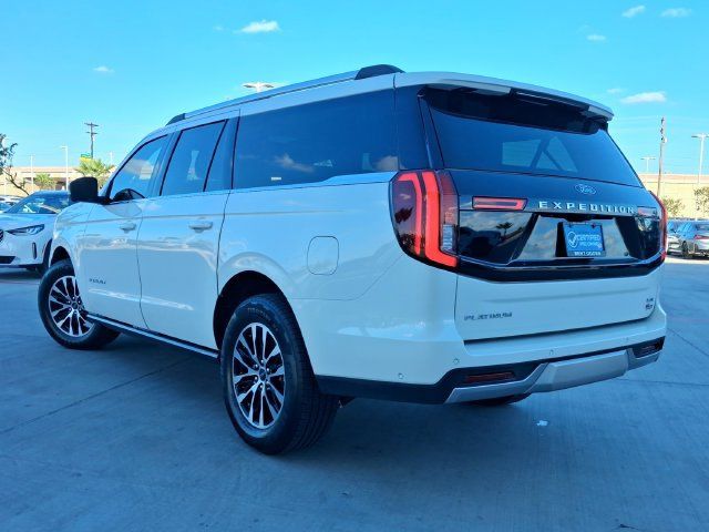 Used 2025 Ford Expedition Max Platinum AWD/4WD image 5