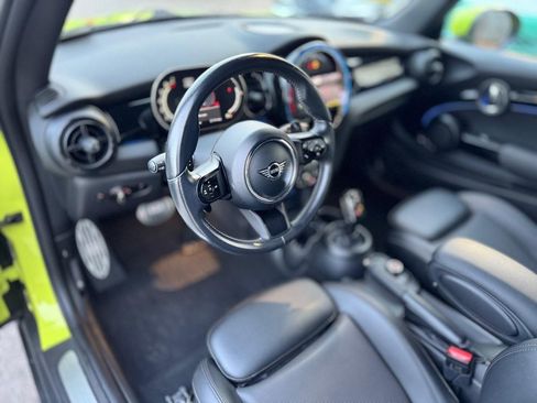 Used 2022 MINI Cooper S image 13