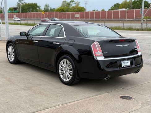 Used 2012 Chrysler 300 C AWD/4WD image 10