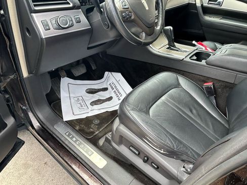 Used 2013 Lincoln MKX AWD image 10