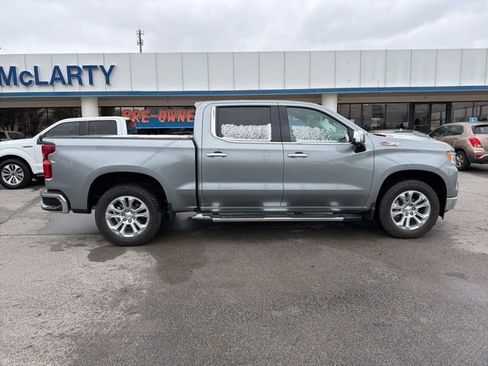 Used 2025 Chevrolet Silverado 1500 LTZ w/ Z71 Off-Road Package image 2