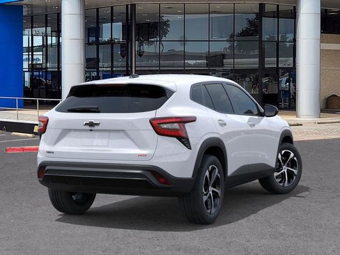 New 2026 Chevrolet Trax RS image 4