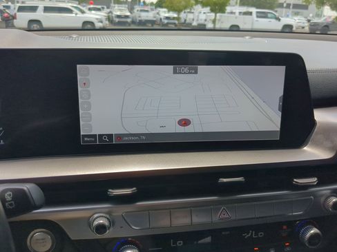 Used 2024 Kia Telluride S w/ S Sunroof Package FWD image 14
