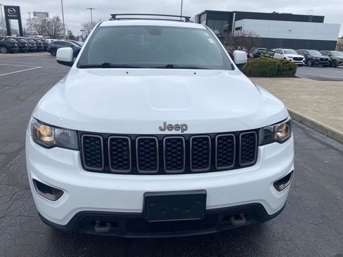 Used 2016 Jeep Grand Cherokee Laredo 75th Anniversary image 3