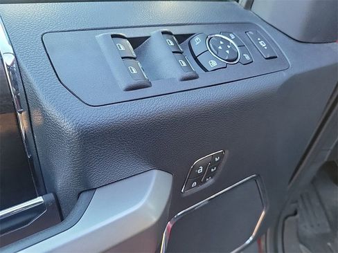 Used 2022 Ford F350 Lariat w/ Lariat Ultimate Package image 19