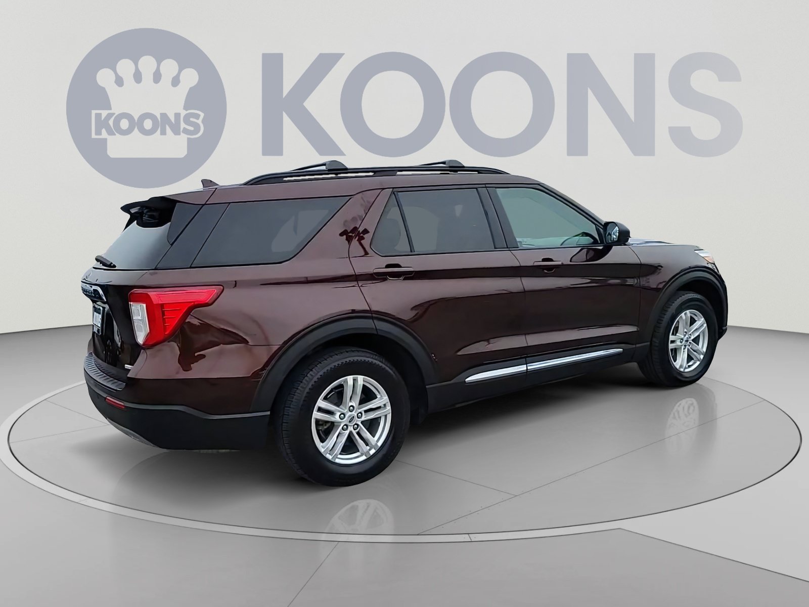Certified 2020 Ford Explorer XLT w/ Equipment Group 202A AWD/4WD image 12