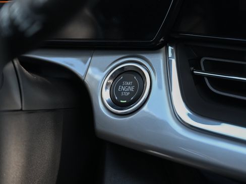 New 2026 Chevrolet Trax LT w/ LPO, Blackout Package image 23