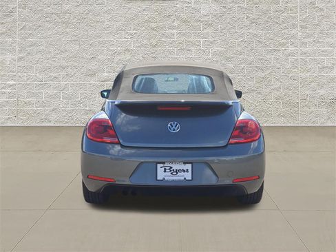 Used 2014 Volkswagen Beetle 1.8T FWD image 6