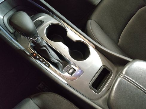 Used 2023 Chevrolet Malibu LT FWD image 26