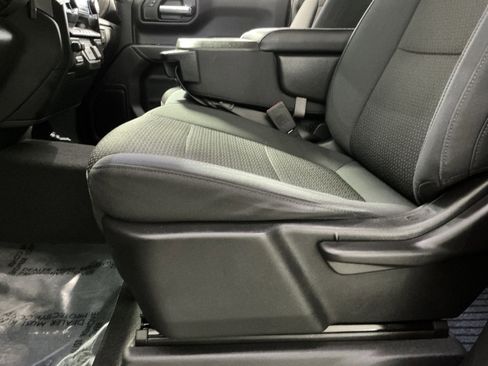 Used 2020 Chevrolet Silverado 1500 Custom w/ Custom Value Package AWD/4WD image 15