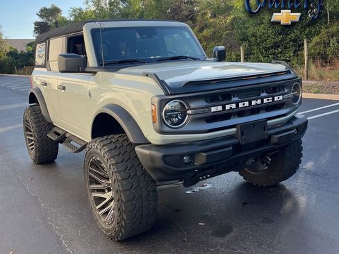Used 2023 Ford Bronco Big Bend image 1