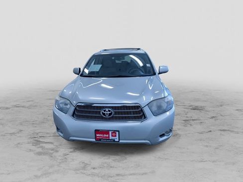 Used 2010 Toyota Highlander Limited AWD/4WD image 4