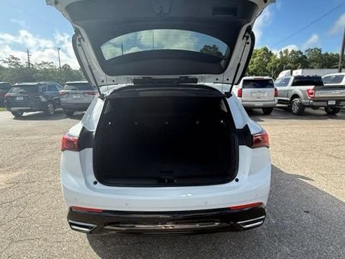 Used 2024 Buick Envision Sport Touring AWD/4WD image 5