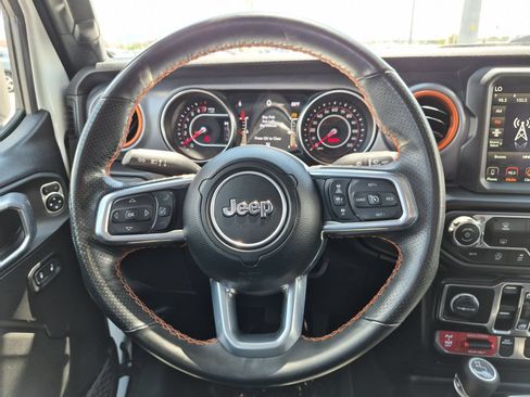 Used 2022 Jeep Gladiator Mojave w/ LED Lighting Group AWD/4WD image 15