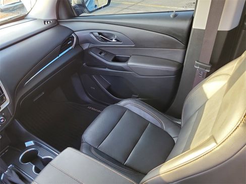 Used 2020 Chevrolet Traverse Premier image 18