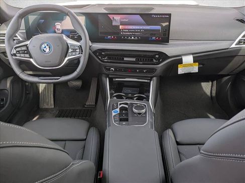 Used 2026 BMW i4 eDrive40 w/ Premium Package RWD image 16