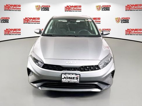 Used 2023 Kia Forte LXS image 11