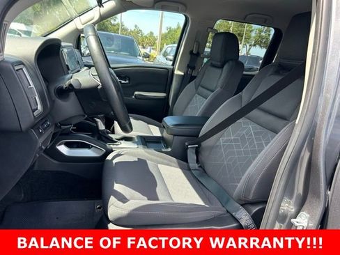 Used 2025 Nissan Frontier SV w/ SV Convenience Package RWD image 14