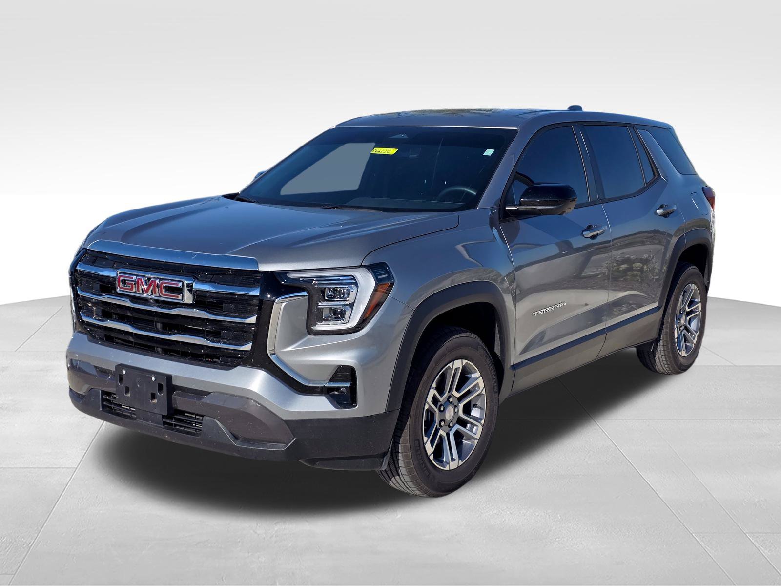 Used 2026 GMC Terrain Elevation w/ Technology Package II FWD image 1