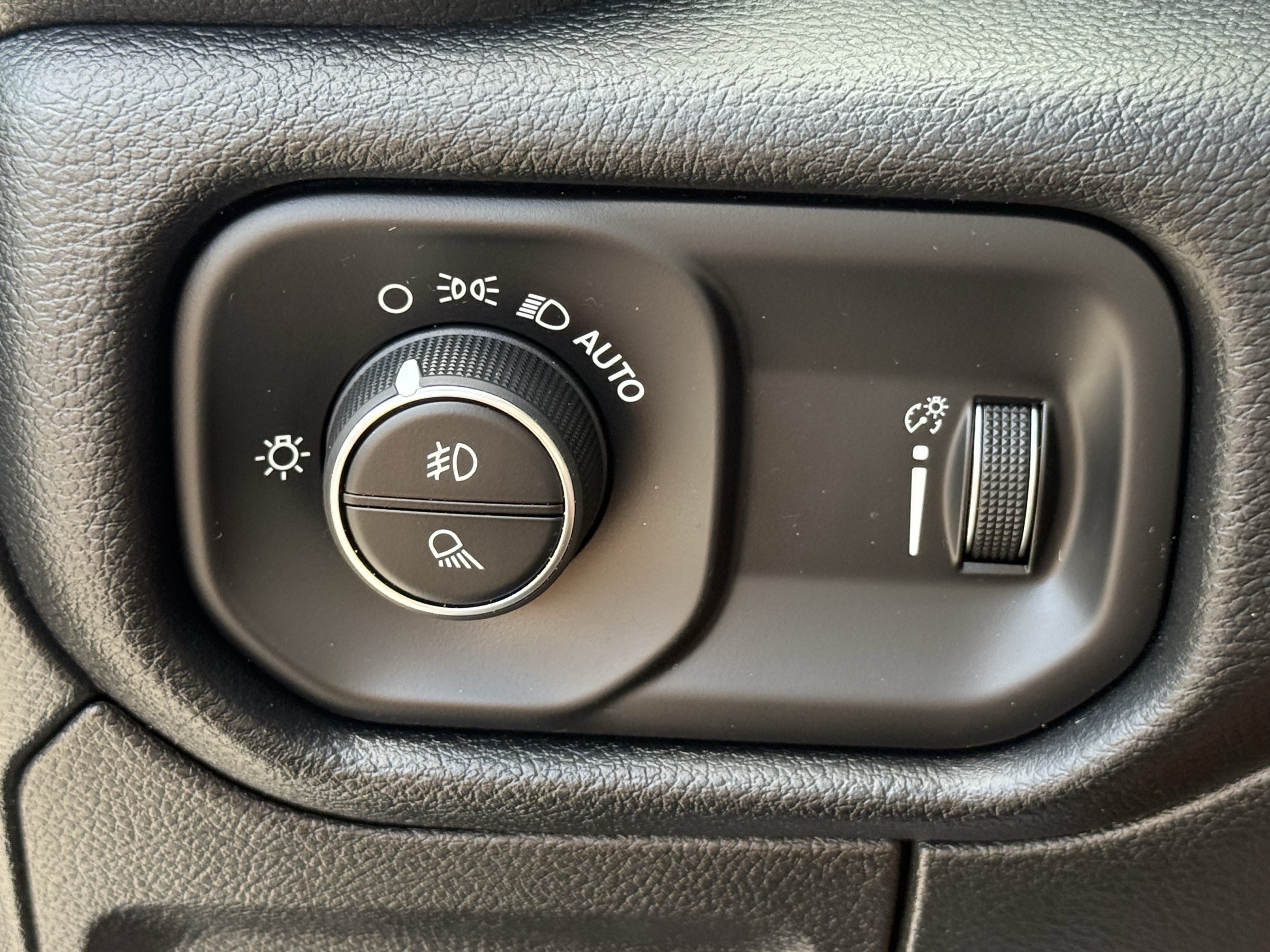 Used 2021 RAM 1500 Lone Star RWD image 25
