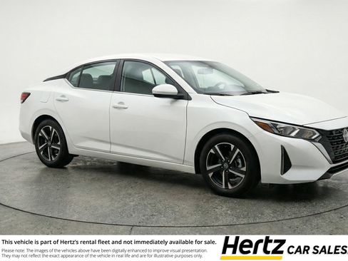 Used 2025 Nissan Sentra SV image 1