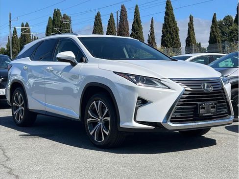 Used 2019 Lexus RX 350L FWD image 3