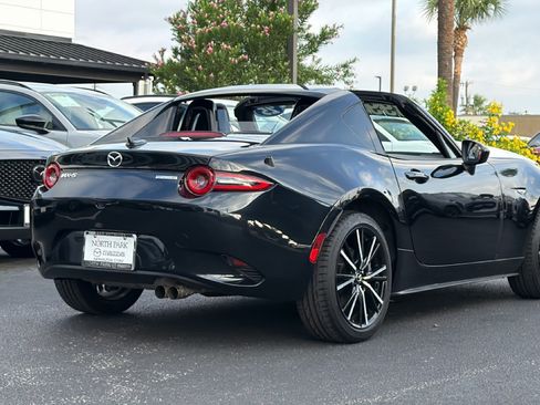 Certified 2025 MAZDA MX-5 Miata RF Grand Touring RWD image 11